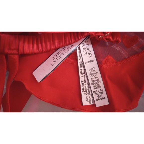 Victoria's Secret Embroidered Hearts Garter Belt - Picture 5 of 5